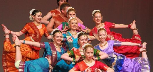 Święto Kolorów Holi -2011 w Krakowie 20 marca